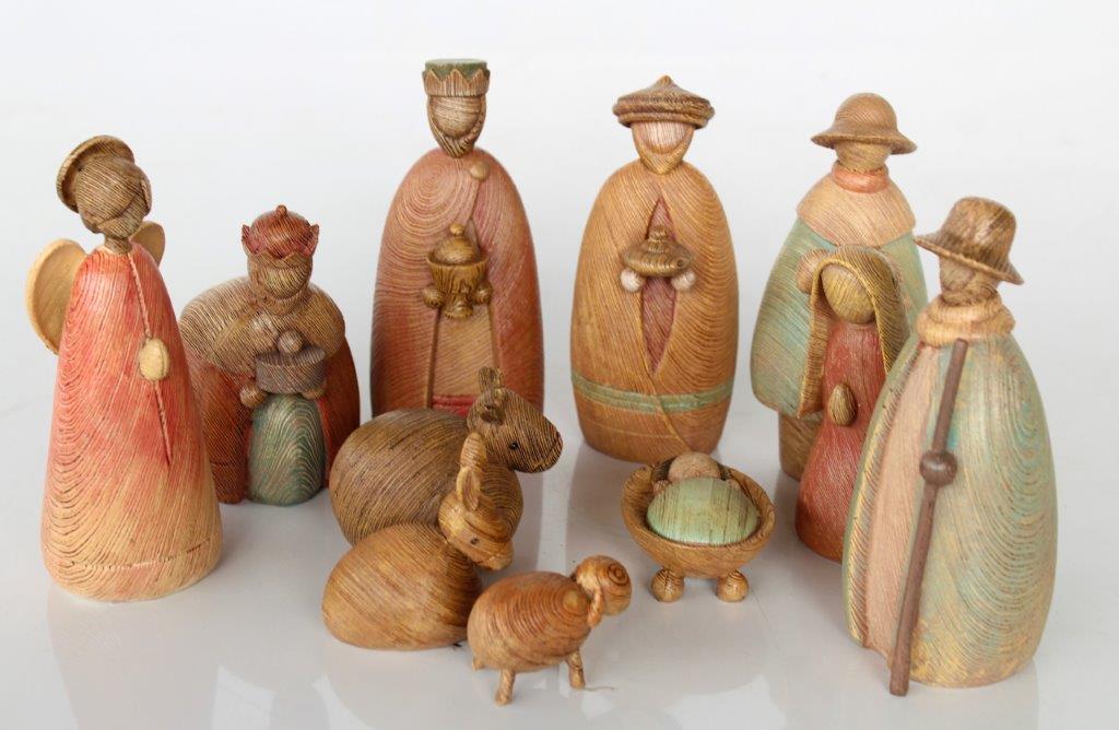 Set Of 11 Nativity Scene Wood Finish